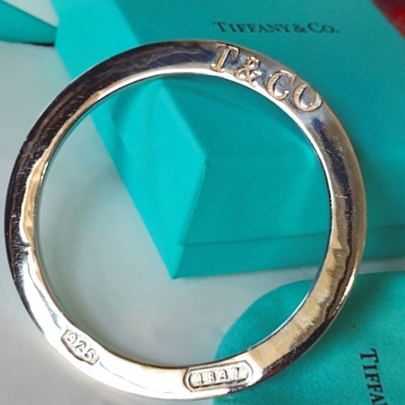 Tiffany Retired Authentic 1837 Cushion Bangle - Picture 3 of 15